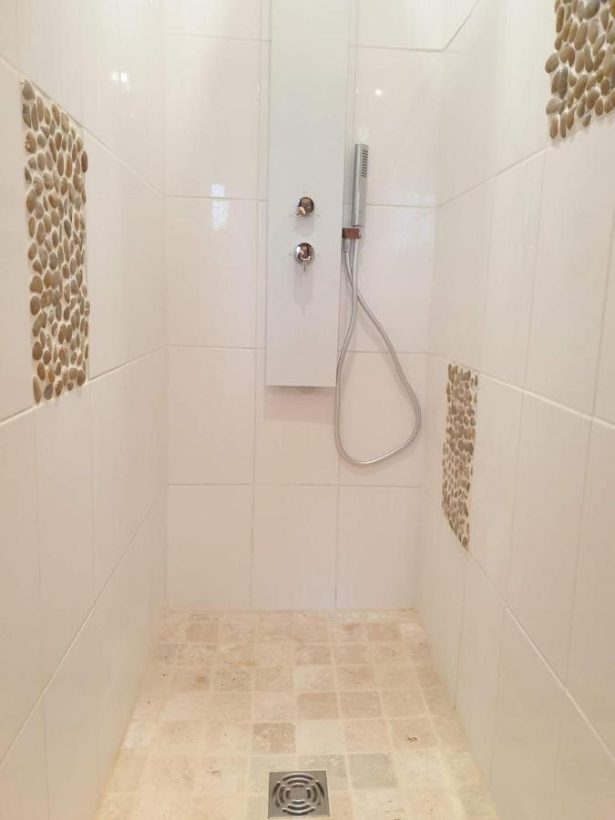 Appartement La Pinède à Azillanet Extérieur photo
